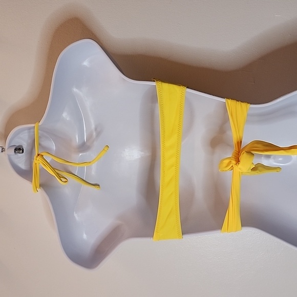 NWOT Shein, Banana Bikini, 2 Piece Set, Size Medium, Yellow and Blue - Picture 5 of 6